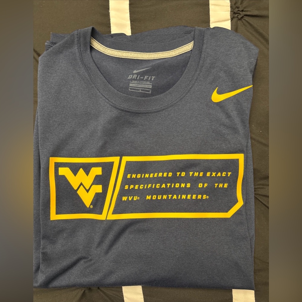 Nike Men's Navy WVU Dri-Fit Tee large
